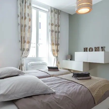 Le St Honore Apartment *